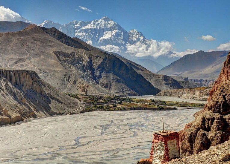 Upper Mustang Tour: Alte Klöster, Sky Caves und majestätische Landschaften