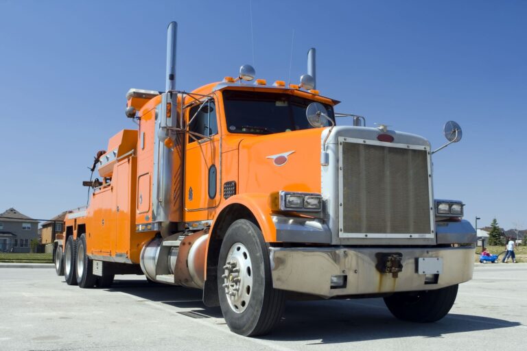 Common Reasons You May Need Heavy Duty Towing